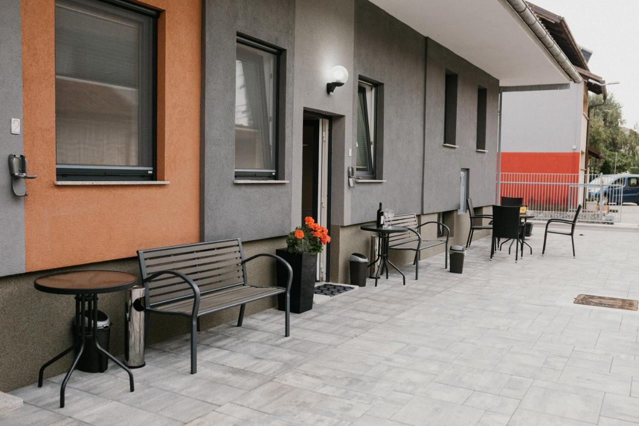 Drevi * Ljubljana