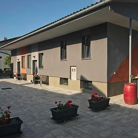 Apartments Drevi Laibach Exterior foto